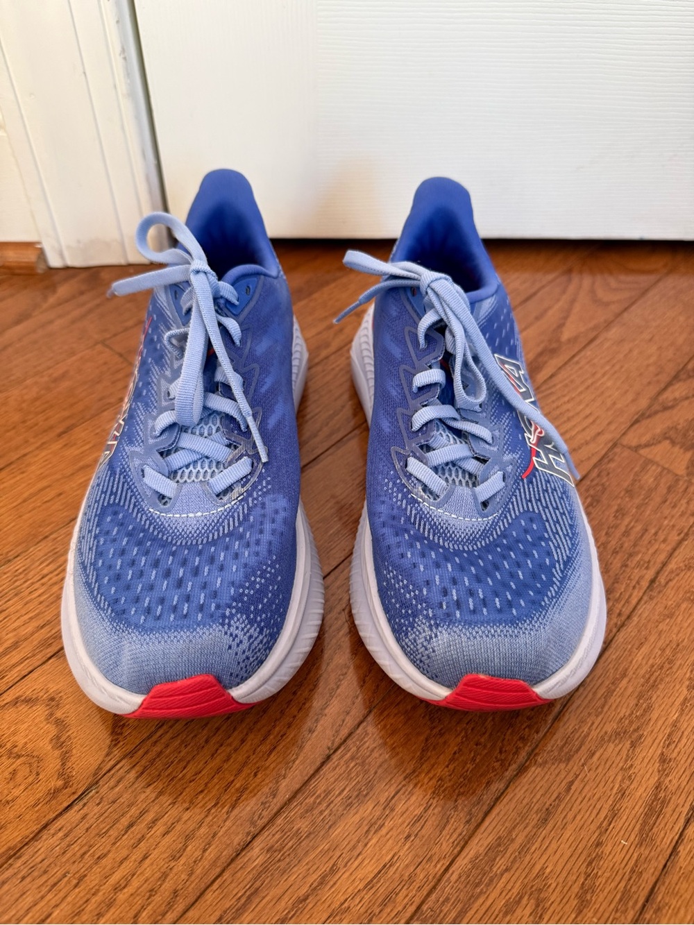 Women’s Hoka Mach 6 Blue Athletic Lace-Up Sneakers with Pink Accents